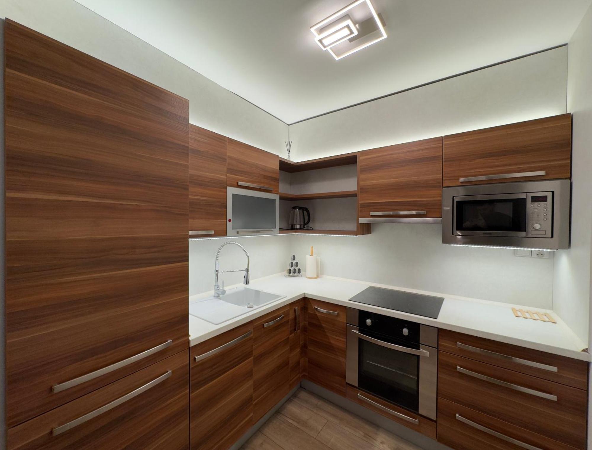 Apartamento Smarty Choice Flat With Deluxe Kitchen Praga Exterior foto